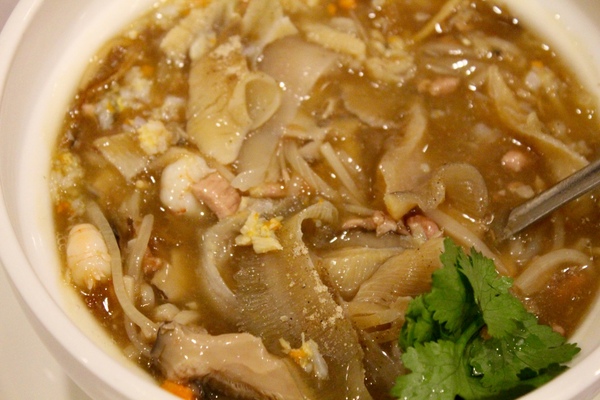 錦霞樓：[台南]60年老字號 府城道地古早味 老店新意 錦霞樓