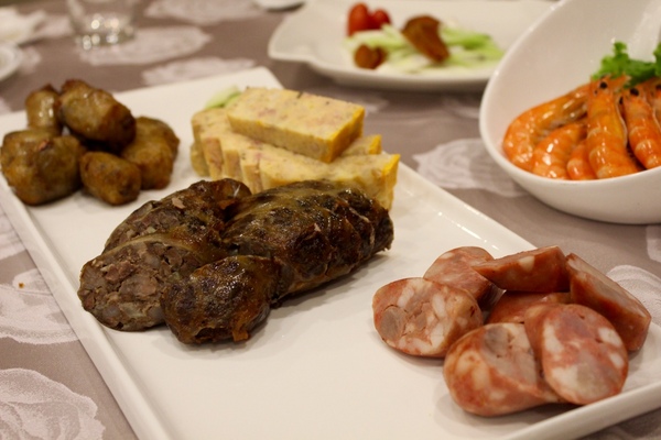 錦霞樓：[台南]60年老字號 府城道地古早味 老店新意 錦霞樓