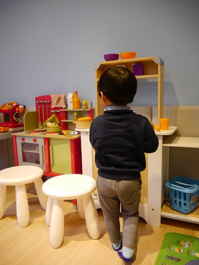 │台北。內湖│Chuck Land恰克園親子咖啡。戶外庭院戲砂+室內獨立遊戲包廂 捷運文德站