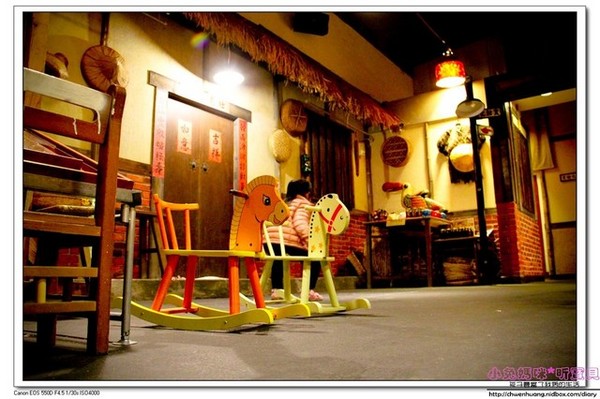 壯圍穀倉:【美食♥宜蘭】☼ 壯圍穀倉風味料理餐廳 ☼割稻飯套餐體驗古早味的餐點和童玩 ♥♥