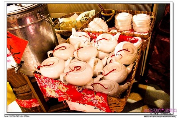 壯圍穀倉:【美食♥宜蘭】☼ 壯圍穀倉風味料理餐廳 ☼割稻飯套餐體驗古早味的餐點和童玩 ♥♥