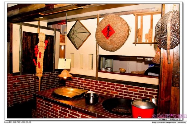 壯圍穀倉:【美食♥宜蘭】☼ 壯圍穀倉風味料理餐廳 ☼割稻飯套餐體驗古早味的餐點和童玩 ♥♥