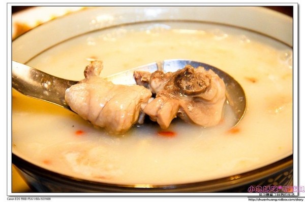 壯圍穀倉:【美食♥宜蘭】☼ 壯圍穀倉風味料理餐廳 ☼割稻飯套餐體驗古早味的餐點和童玩 ♥♥