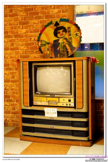 壯圍穀倉:【美食♥宜蘭】☼ 壯圍穀倉風味料理餐廳 ☼割稻飯套餐體驗古早味的餐點和童玩 ♥♥