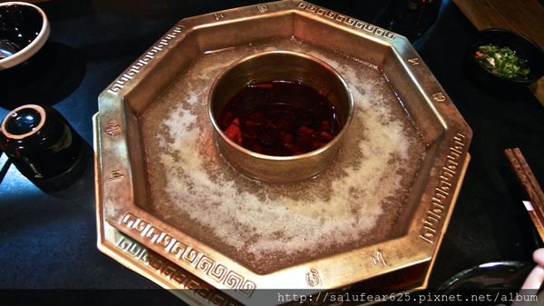 後少女時代 圃川燒雞公・四川麻辣鍋