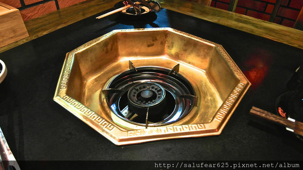 後少女時代 圃川燒雞公・四川麻辣鍋