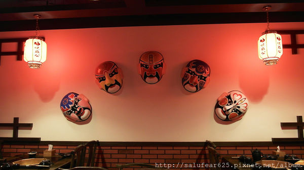 後少女時代 圃川燒雞公・四川麻辣鍋