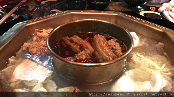 後少女時代 圃川燒雞公・四川麻辣鍋