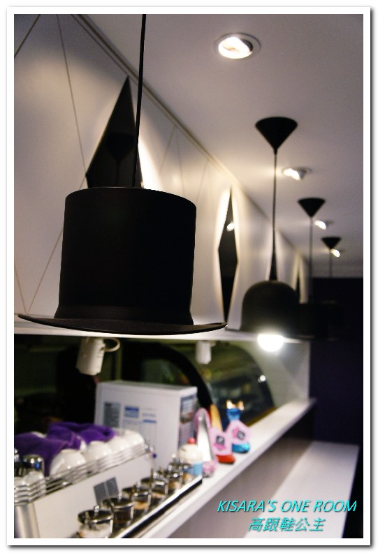 Hs Cafe 高跟鞋公主：忠孝敦化下午茶．少女的心中總住著一位公主──高跟鞋公主