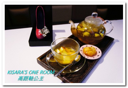 Hs Cafe 高跟鞋公主：忠孝敦化下午茶．少女的心中總住著一位公主──高跟鞋公主