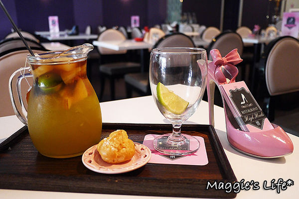 Hs Cafe 高跟鞋公主：台北美食。捷運忠孝敦化【Hs Cafe高跟鞋公主】主題餐廳◆東區下午茶。甜點。鬆餅。義大利麵。燉飯