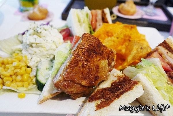 Hs Cafe 高跟鞋公主：台北美食。捷運忠孝敦化【Hs Cafe高跟鞋公主】主題餐廳◆東區下午茶。甜點。鬆餅。義大利麵。燉飯