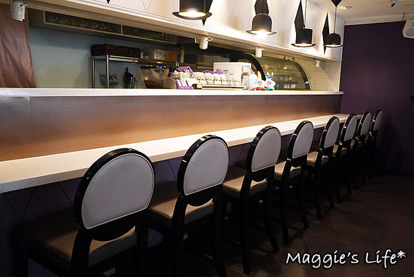 Hs Cafe 高跟鞋公主：台北美食。捷運忠孝敦化【Hs Cafe高跟鞋公主】主題餐廳◆東區下午茶。甜點。鬆餅。義大利麵。燉飯