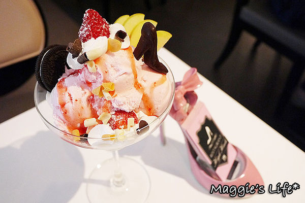 Hs Cafe 高跟鞋公主：台北美食。捷運忠孝敦化【Hs Cafe高跟鞋公主】主題餐廳◆東區下午茶。甜點。鬆餅。義大利麵。燉飯