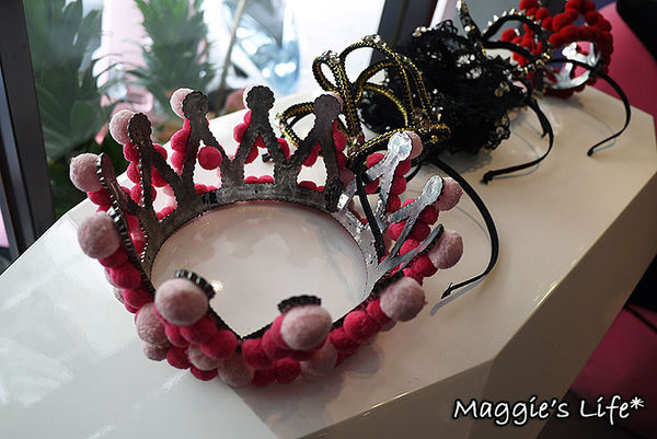 Hs Cafe 高跟鞋公主：台北美食。捷運忠孝敦化【Hs Cafe高跟鞋公主】主題餐廳◆東區下午茶。甜點。鬆餅。義大利麵。燉飯