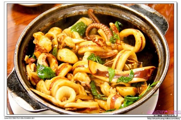 甲富哥活海鮮餐廳(原富哥活海鮮餐廳)：【美食♥宜蘭】☼甲富哥活海鮮餐廳☼海鮮很新鮮,飯後水果居然有櫻桃和草莓♥♥