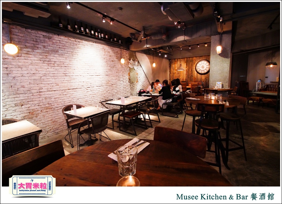 台北特色餐酒館推薦-Musee Kitchen & bar 工業風傢俱餐酒館-millychun0010.jpg