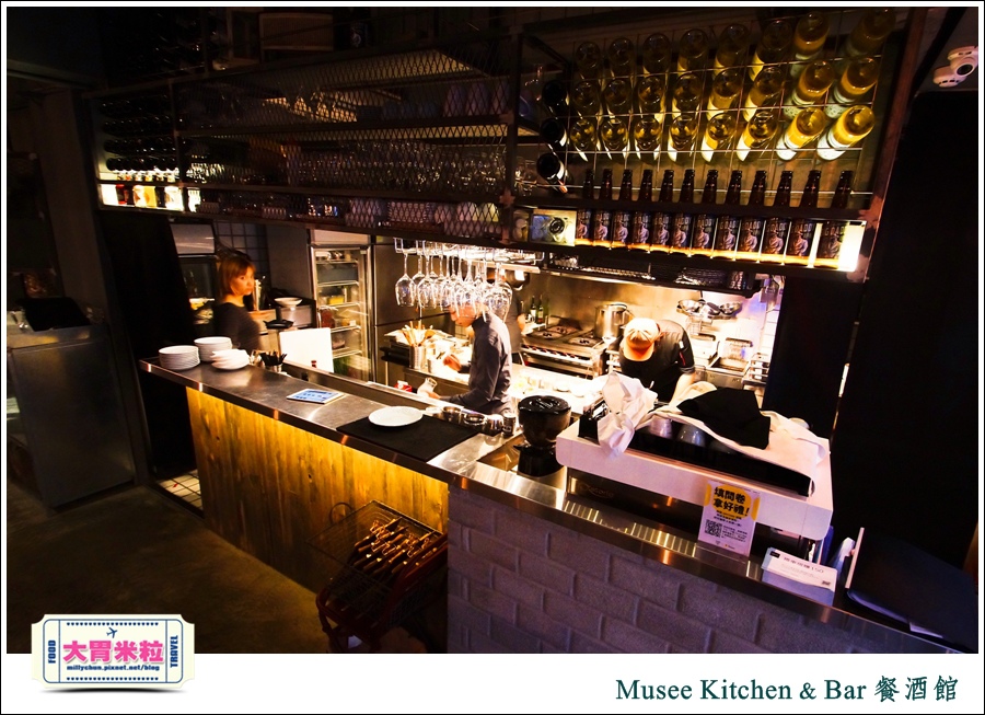 台北特色餐酒館推薦-Musee Kitchen & bar 工業風傢俱餐酒館-millychun0006.jpg