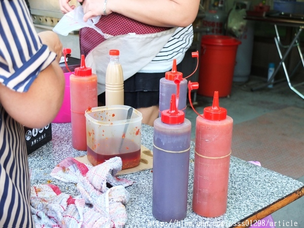 繁華水煎包:【美食特搜。屏東長治鄉】繁華水煎包。香脆大顆水煎包 紮實外皮肉餡香嫩 下午開店必吸引人潮的在地美食