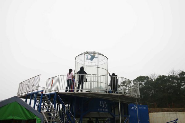 【台北旅遊】星空草原-寶特瓶也能成藝術品的親子景點