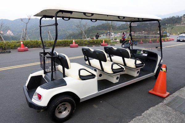 星空草原-擁恆文創園區：(胖樺遊記)基隆瑞芳假日遊憩好景點，百萬保特瓶打造梵谷油畫「星空草原」/擁恆文創園區/Starry Paradise