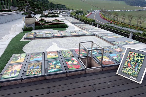 星空草原-擁恆文創園區：(胖樺遊記)基隆瑞芳假日遊憩好景點，百萬保特瓶打造梵谷油畫「星空草原」/擁恆文創園區/Starry Paradise