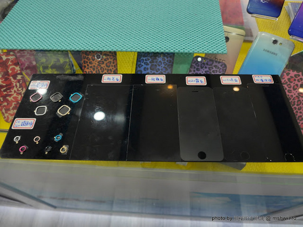 小豪包膜台中店:【數位3C】HAO 小豪包膜.手機包膜.精準保護貼-台中店@北區台中二中-捷運BRT茄苳腳 : 技術與服務兼具,5D立體印刷限定版等你來挑選!