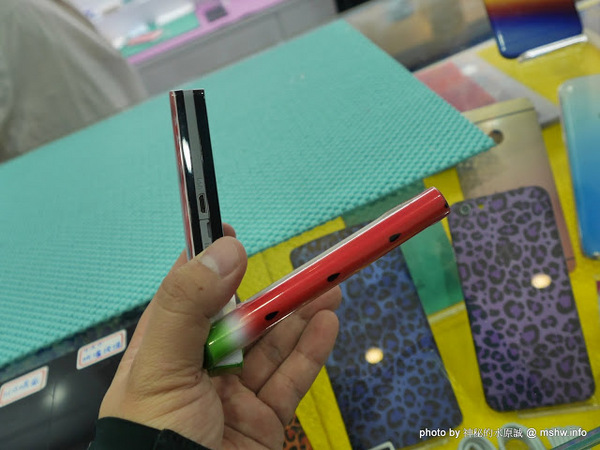 小豪包膜台中店:【數位3C】HAO 小豪包膜.手機包膜.精準保護貼-台中店@北區台中二中-捷運BRT茄苳腳 : 技術與服務兼具,5D立體印刷限定版等你來挑選!