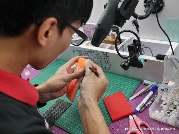 小豪包膜台中店:【數位3C】HAO 小豪包膜.手機包膜.精準保護貼-台中店@北區台中二中-捷運BRT茄苳腳 : 技術與服務兼具,5D立體印刷限定版等你來挑選!