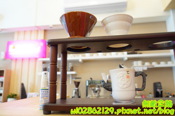 愛咖客咖啡館：【台南-東區】拉拉熊x黑心咖啡..奏會來吃早午餐吧~打卡送布蕾!~《愛咖客咖啡館》