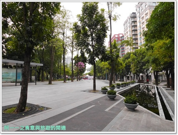 頭等艙飯店綠園道館：台中 頭等艙飯店綠園道館～交通便利，附近好吃又好玩