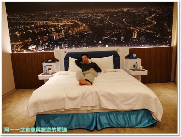 頭等艙飯店綠園道館：台中 頭等艙飯店綠園道館～交通便利，附近好吃又好玩