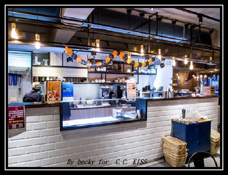 C.C.KISS Coffee&Cake：<捷運忠孝復興站>查理布朗新品牌，鐵鏟甜點及可以客制化的台北東區下午茶點～C.C. KISS