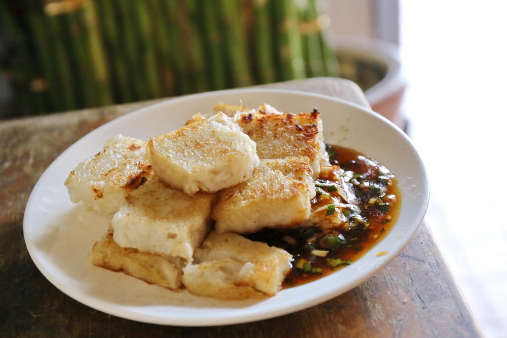 南庄必吃,老家米食堂,客家大湯圓,炸湯圓,南庄手工麵,電視報導南庄美食