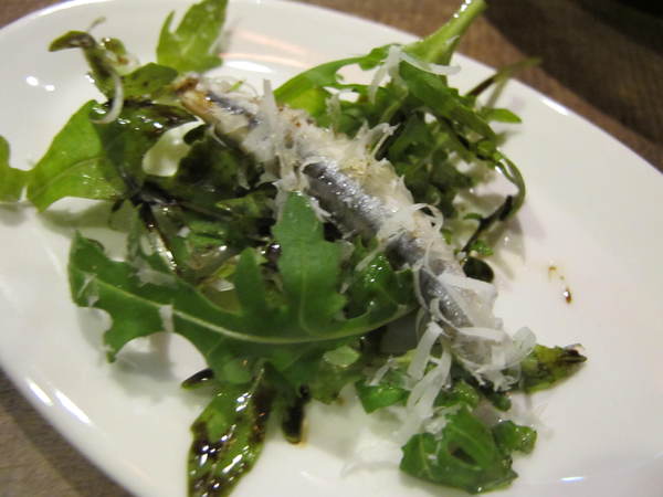 Me Meat Beer 窯烤餐酒館:(胖樺食記)台北市八德路Me Meat Beer 窯烤餐酒館。多款啤酒香醇濃郁適合放鬆小酌。