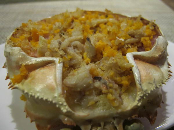 Me Meat Beer 窯烤餐酒館:(胖樺食記)台北市八德路Me Meat Beer 窯烤餐酒館。多款啤酒香醇濃郁適合放鬆小酌。