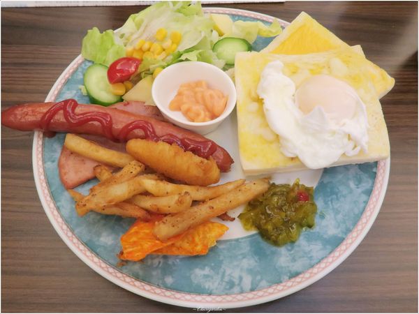 世味廚房：[北投在地美食]世味廚房~北投巷弄裡的料多味美早午餐