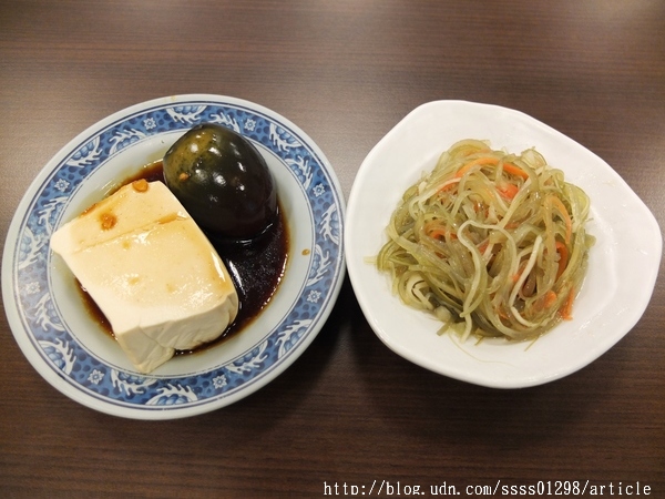 蔡家麵館:【美食特搜。屏東市】蔡家麵館。屏東一絕的大碗公熗鍋麵 份量多料豐富 用餐時段搶破頭的人氣麵店