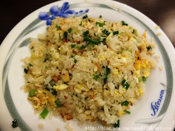 蔡家麵館:【美食特搜。屏東市】蔡家麵館。屏東一絕的大碗公熗鍋麵 份量多料豐富 用餐時段搶破頭的人氣麵店