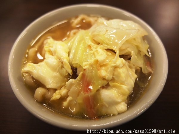 蔡家麵館:【美食特搜。屏東市】蔡家麵館。屏東一絕的大碗公熗鍋麵 份量多料豐富 用餐時段搶破頭的人氣麵店