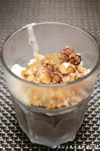 汐止好瓢亮:汐止義大利麵『好瓢亮』飯‧麵加大不加價/麵包無限供應/近夜市