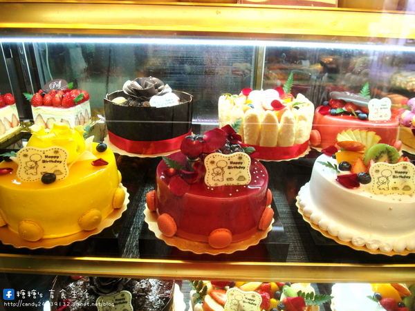 泡芙之家:〖台中│美食〗泡芙之家 ❤ 係金餒!!係金餒!!脆皮泡芙一顆只要10元!!!只要10元!!