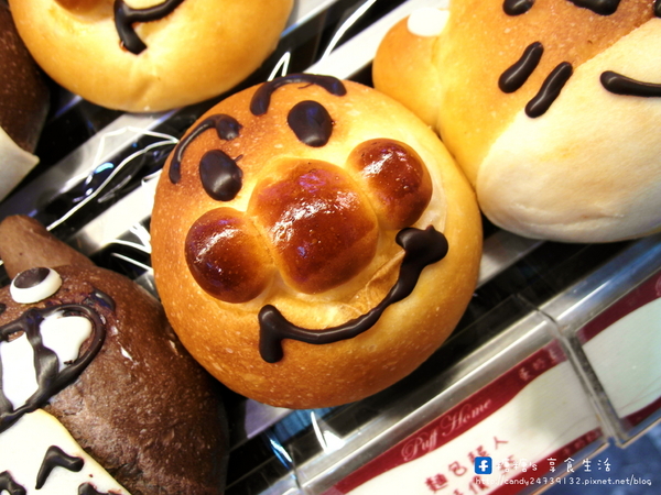 泡芙之家:〖台中│美食〗泡芙之家 ❤ 係金餒!!係金餒!!脆皮泡芙一顆只要10元!!!只要10元!!