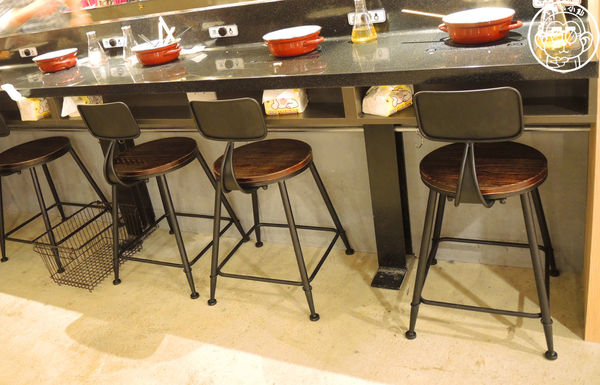 食焱廠 創意鍋物料理(微風南京店):呷飽祙【台北松山・食焱廠 創意鍋物料理】在實驗室裡吃火鍋