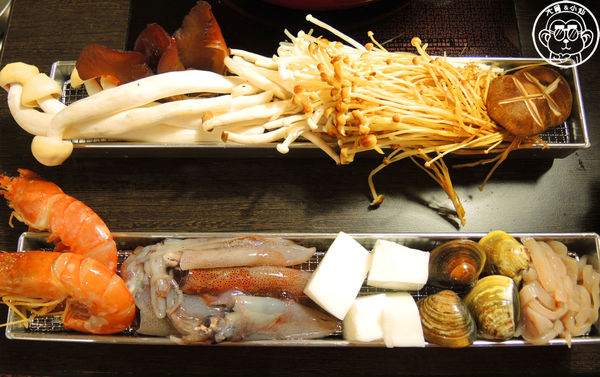 食焱廠 創意鍋物料理(微風南京店):呷飽祙【台北松山・食焱廠 創意鍋物料理】在實驗室裡吃火鍋