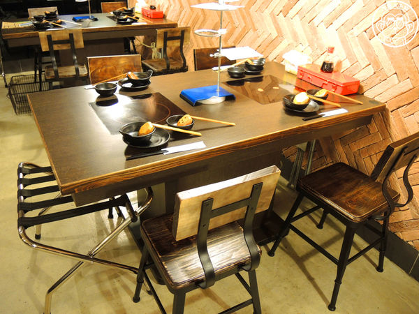 食焱廠 創意鍋物料理(微風南京店):呷飽祙【台北松山・食焱廠 創意鍋物料理】在實驗室裡吃火鍋