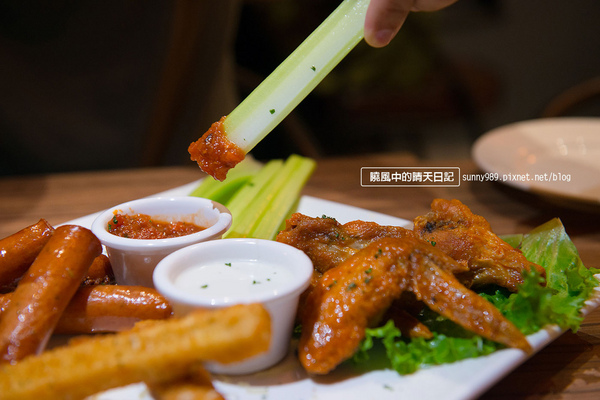 HATER CAFE:【邀約| Hater Cafe】分食更有趣 公館朋友聚會好去處