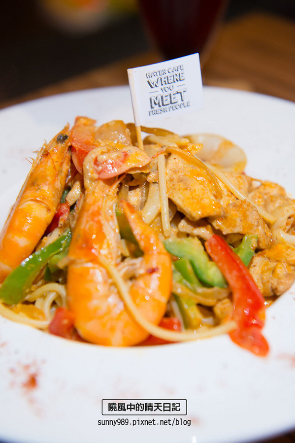 HATER CAFE:【邀約| Hater Cafe】分食更有趣 公館朋友聚會好去處