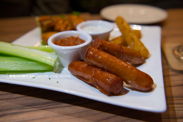 HATER CAFE:【邀約| Hater Cafe】分食更有趣 公館朋友聚會好去處