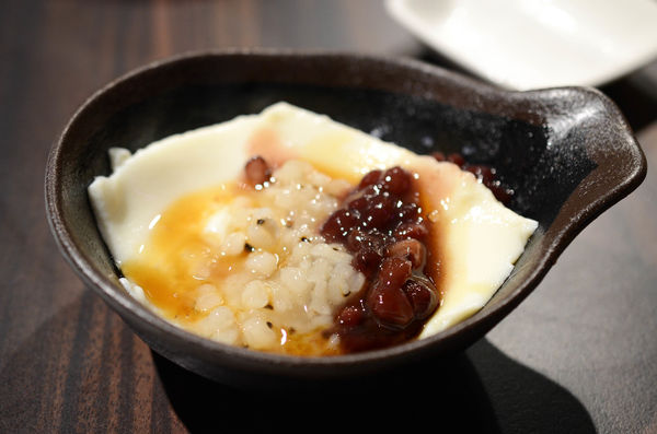 【台北港式】【北捷小巨蛋站】潮坊港式飲茶-貴參參港點隨你拿隨你吃到飽．燒賣/飲茶/點心/微風南京美食